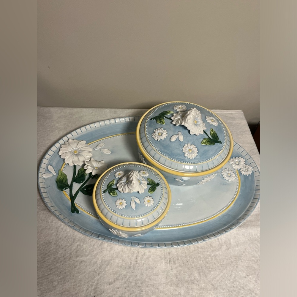 90s Casa Bella for GANZ Daisy Candy Dish, Blue Ceramic Lidded Bowl Set